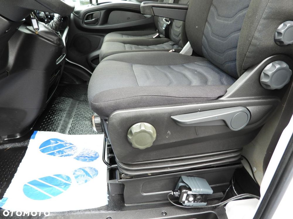 Iveco DAILY 35C14 WYWROTKA TEMPOMAT BLIŹNIACZE KOŁA  140KM - 31