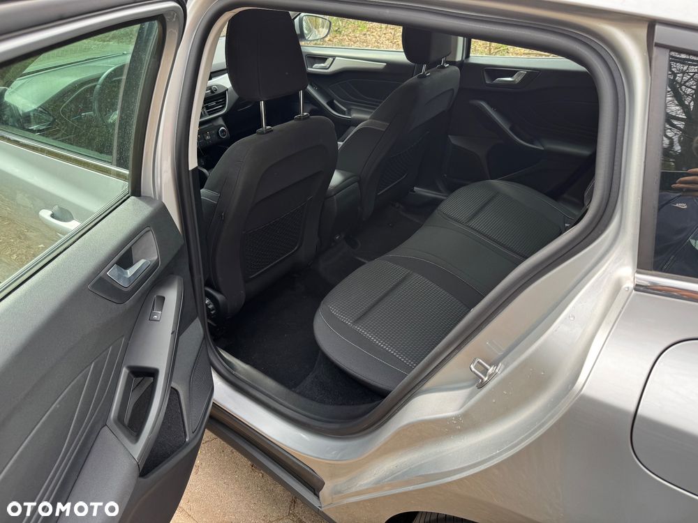 Ford Focus 1.5 EcoBlue Start-Stopp-System COOL&CONNECT - 20