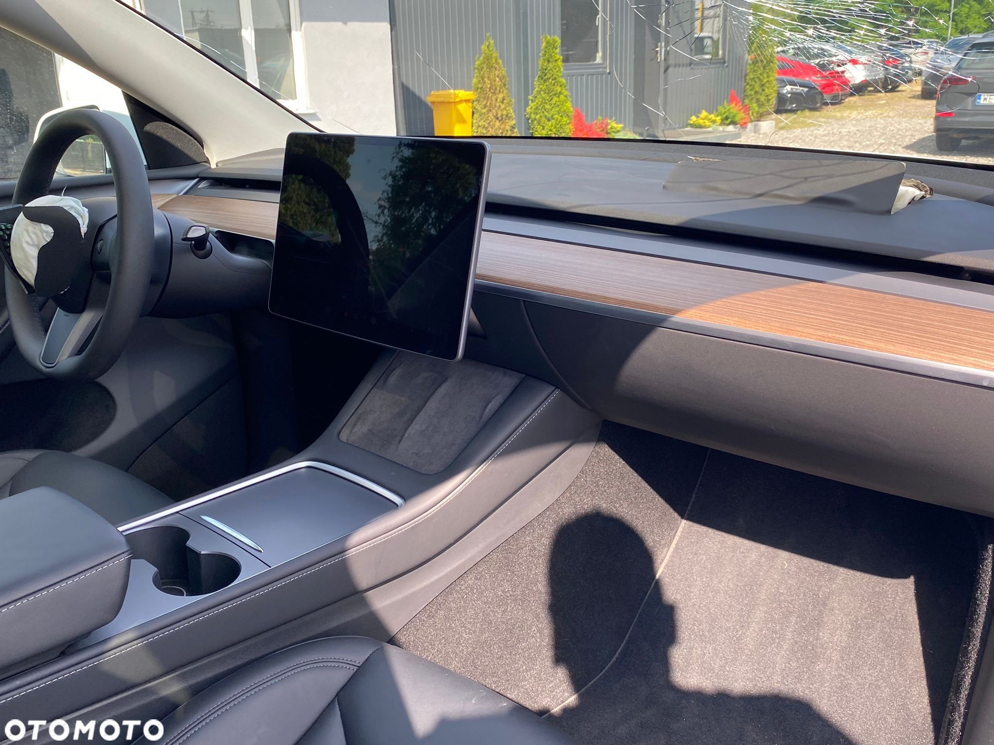 Tesla Y RWD - 17