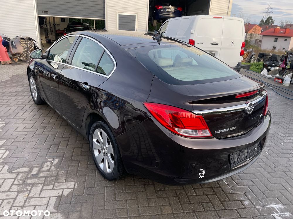 Opel Insignia 2.0 CDTI Design Edition - 3