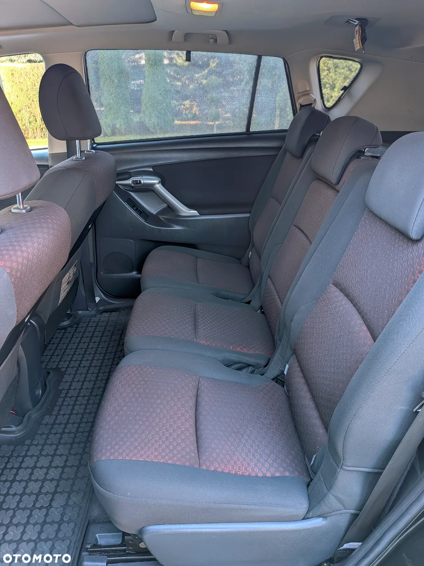 Toyota Verso 1.8 Sol - 9