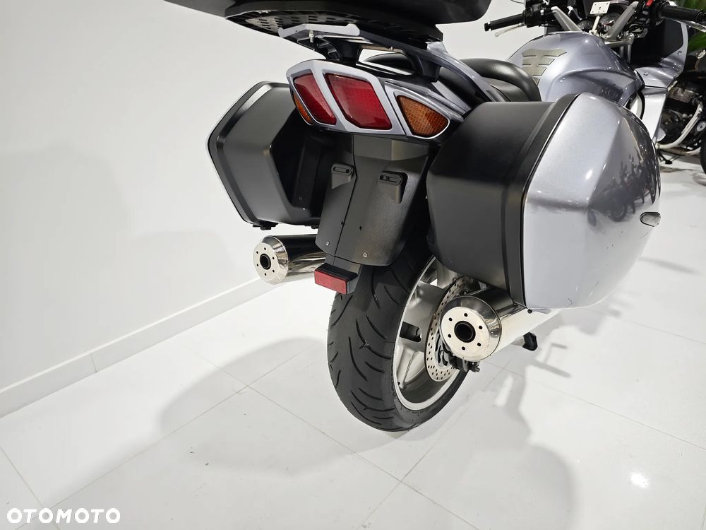 Yamaha FJR - 12