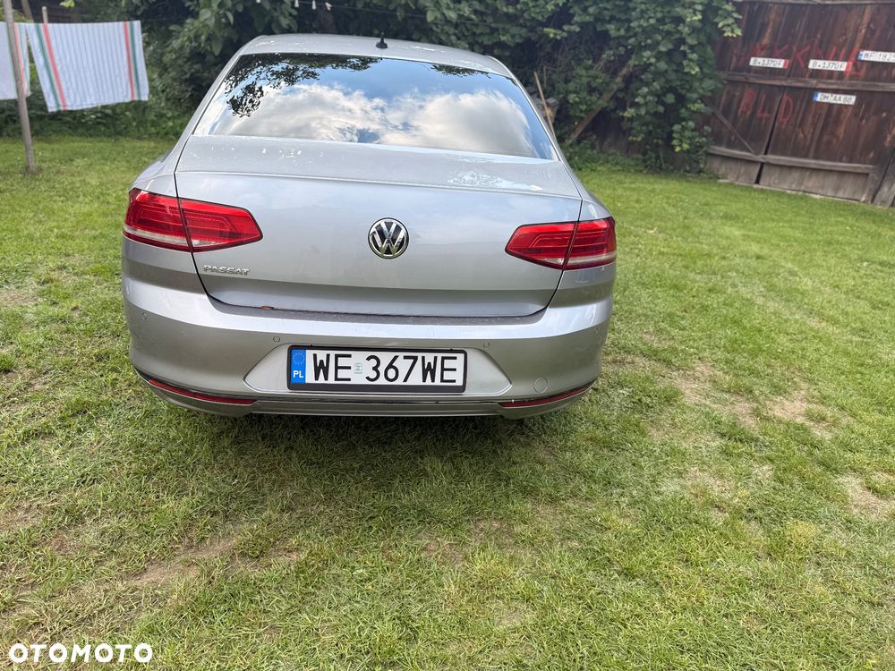 Volkswagen Passat 2.0 TDI SCR Trendline - 6