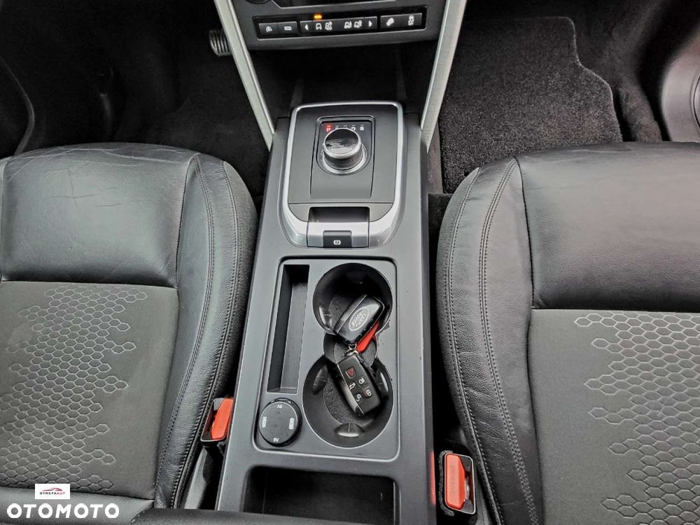 Land Rover Discovery Sport - 27