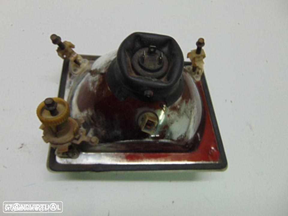 Fiat Uno 1º modelo farol - 2