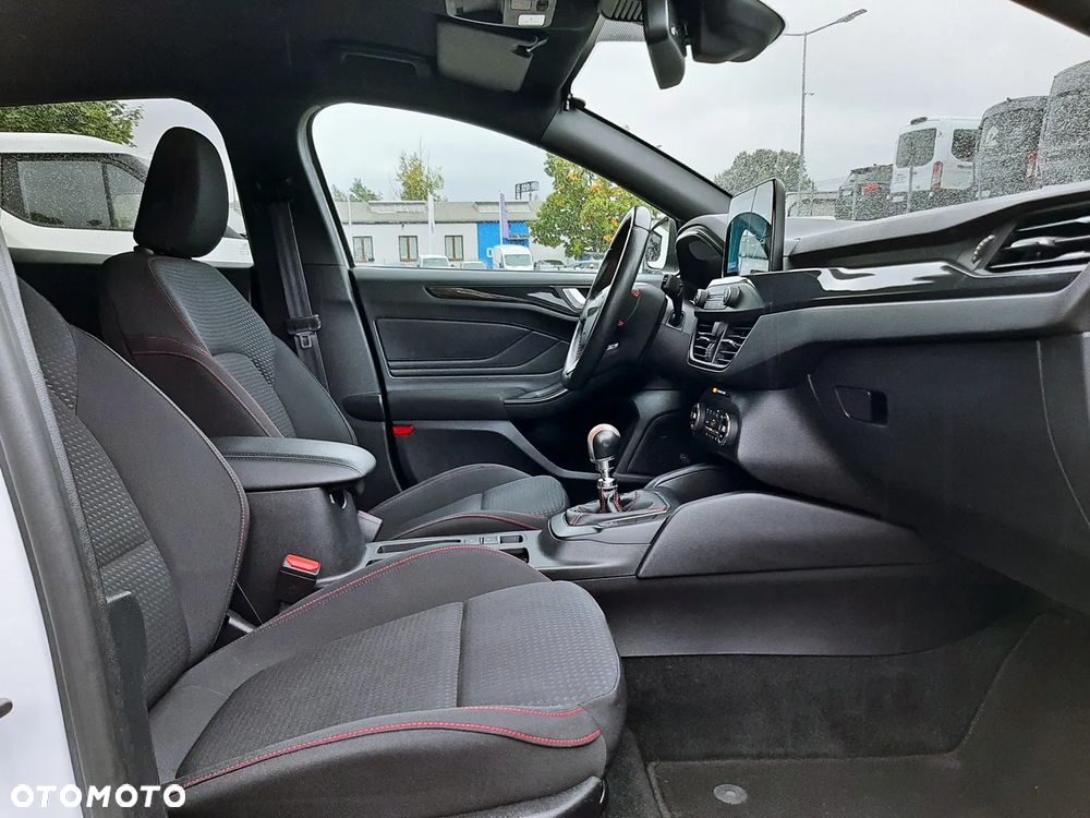 Ford Focus 2.0 EcoBlue ST-Line X - 28