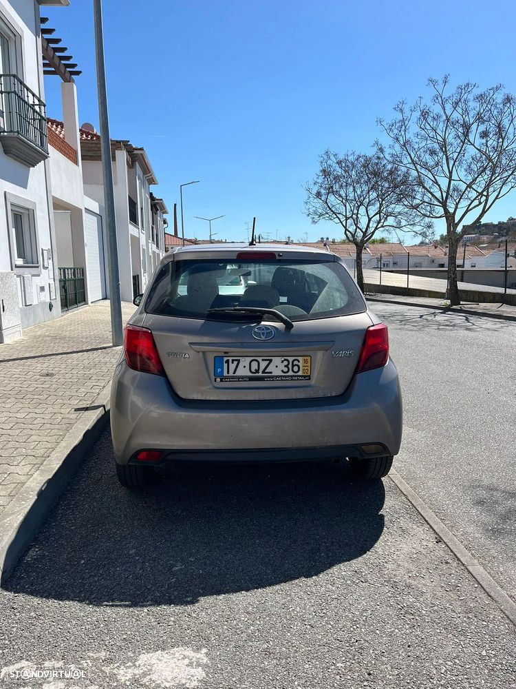 Toyota Yaris 1.4 D-4D Comfort - 3