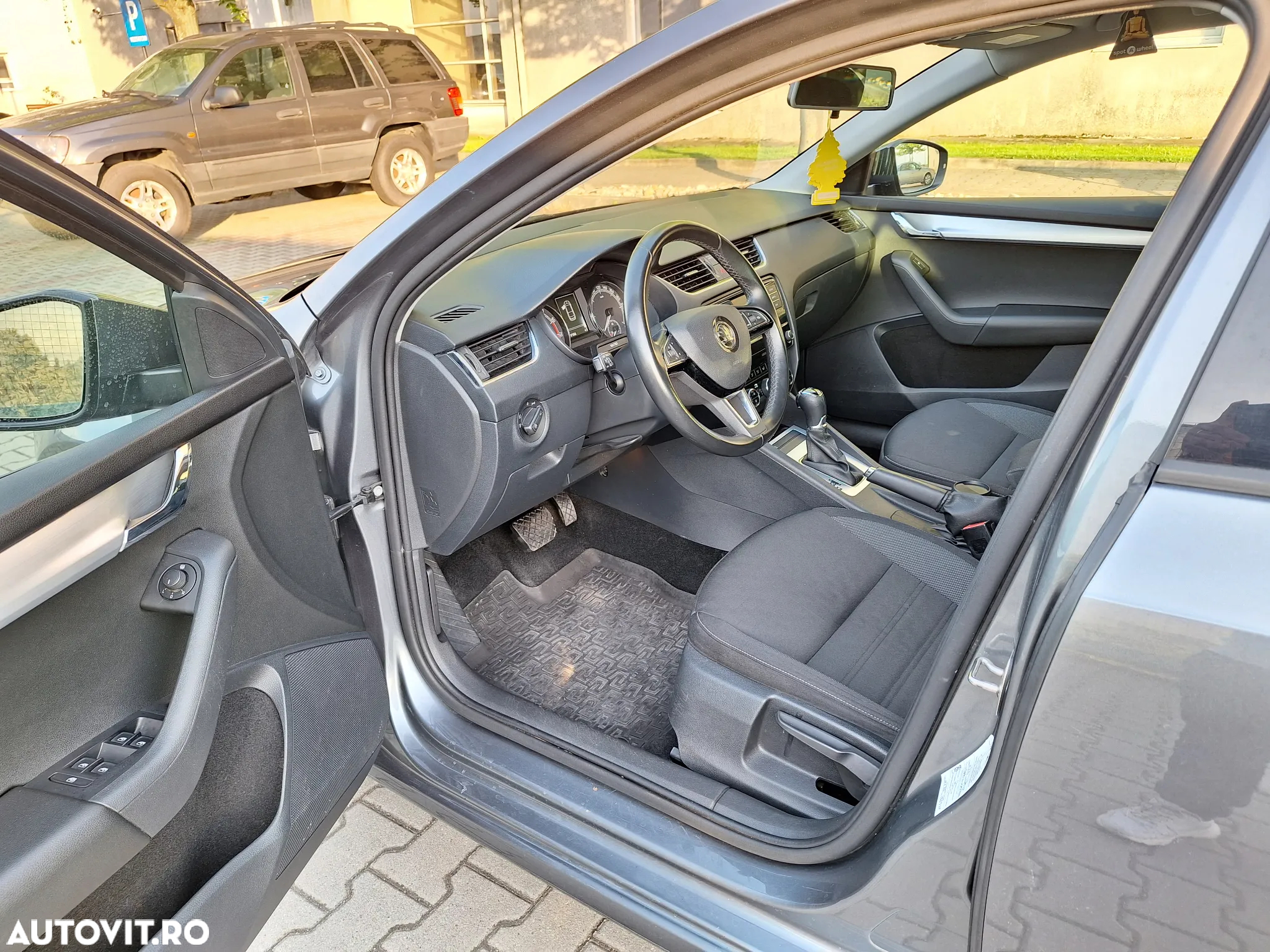 Skoda Octavia - 5