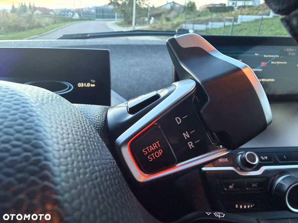 BMW i3 (60 Ah) - 10