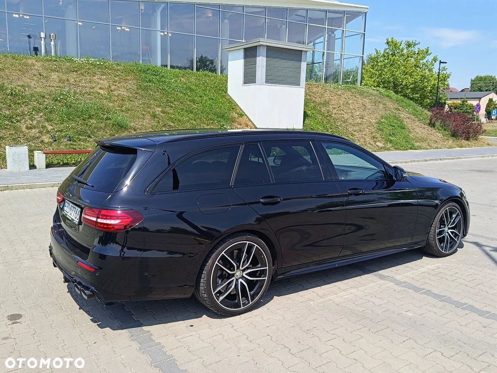 Mercedes-Benz Klasa E AMG 53 4-Matic+ - 1