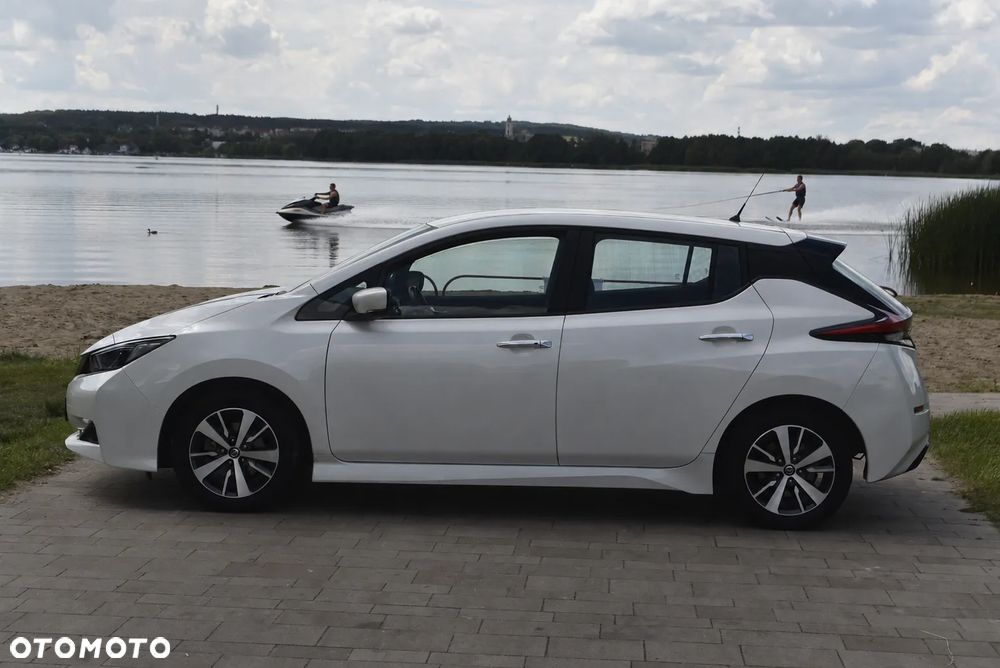 Nissan Leaf - 22