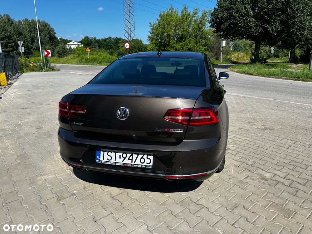 Volkswagen Passat 2.0 TDI SCR 4Mot DSG Highline - 5