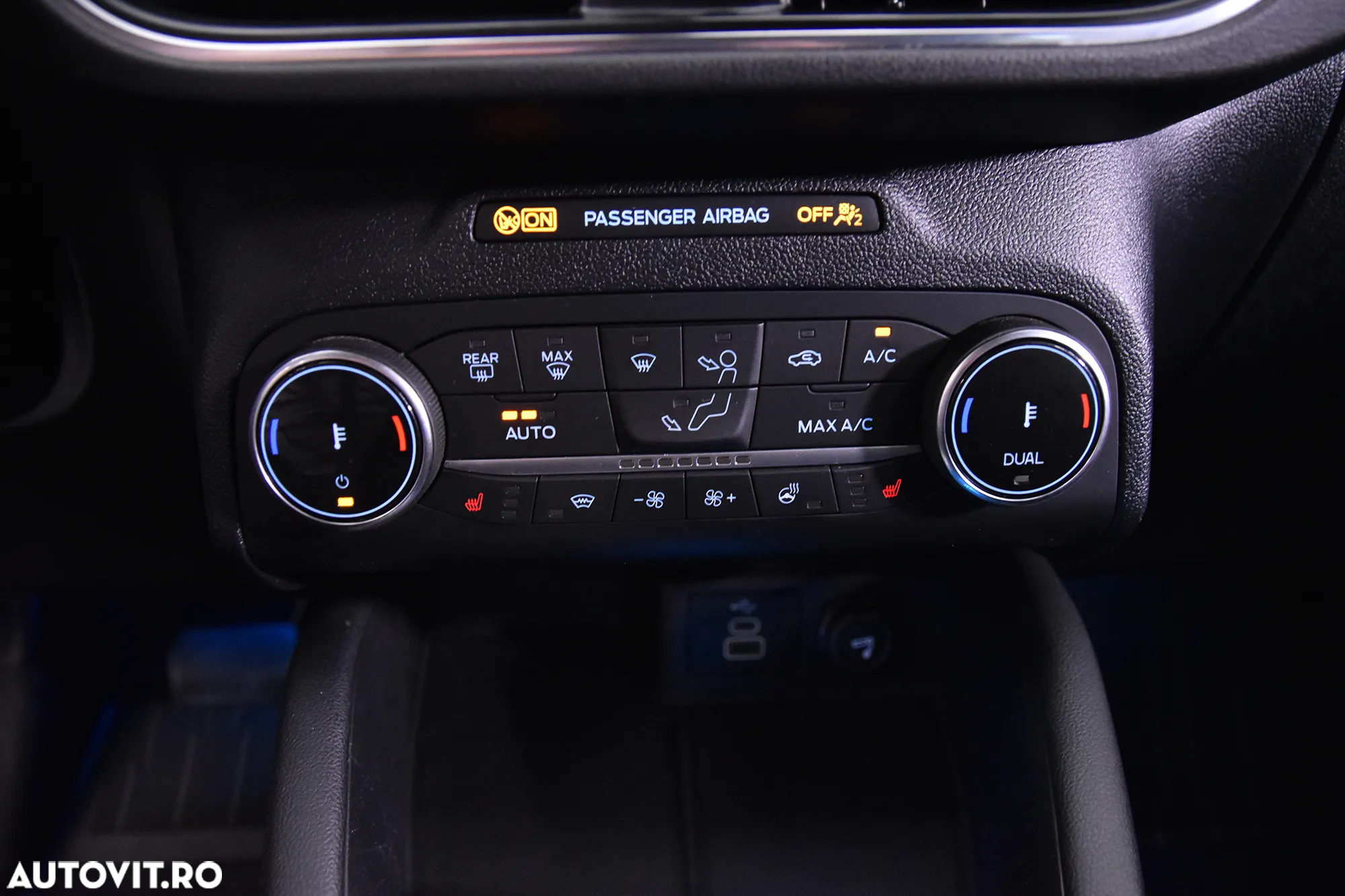 Ford Kuga - 18
