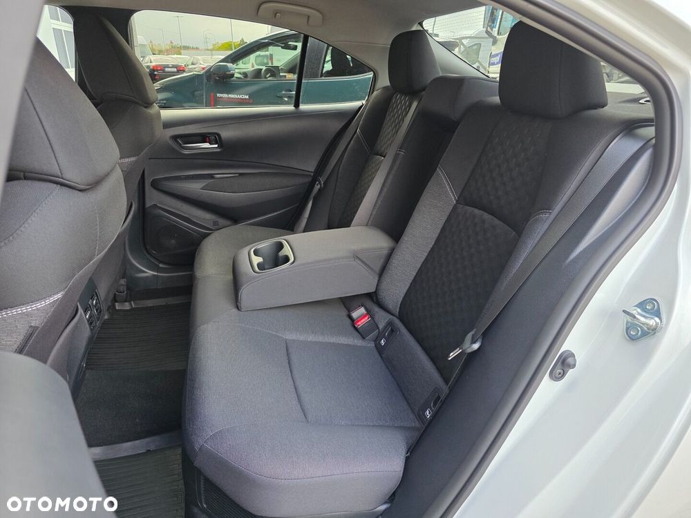 Toyota Corolla 1.8 Hybrid Style - 19