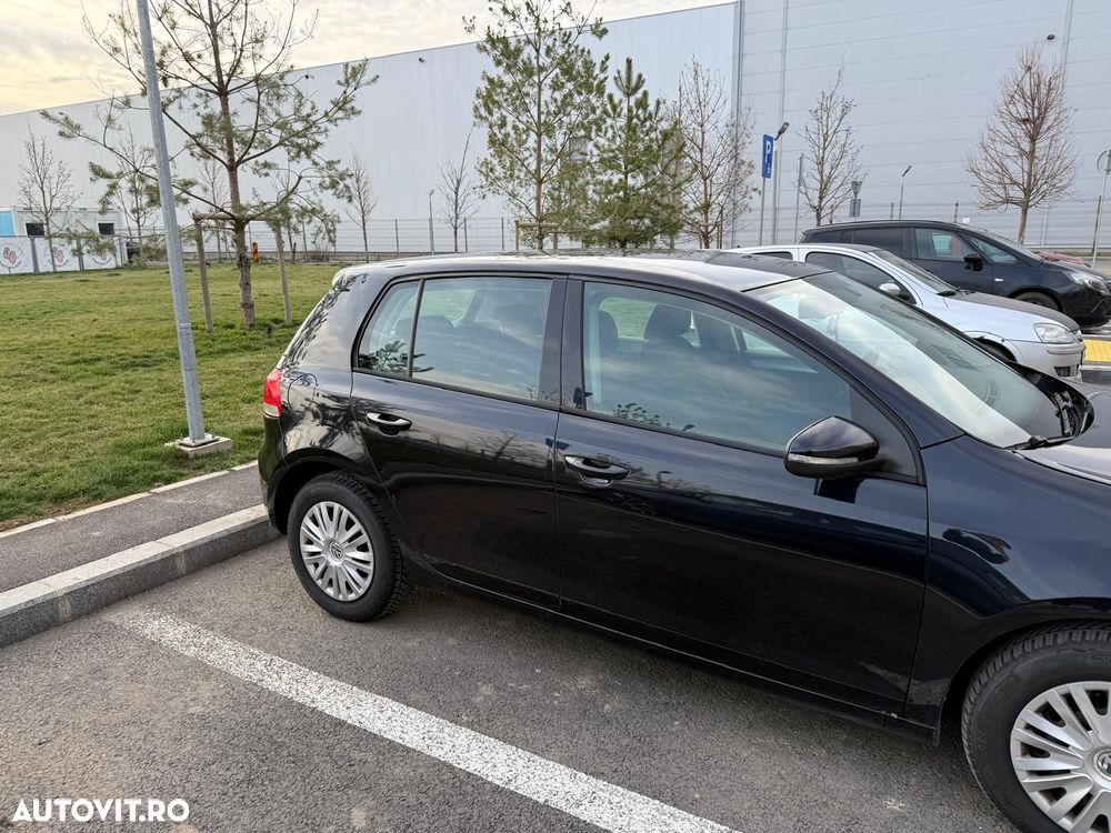 Volkswagen Golf 1.6 TDI DPF Trendline - 8