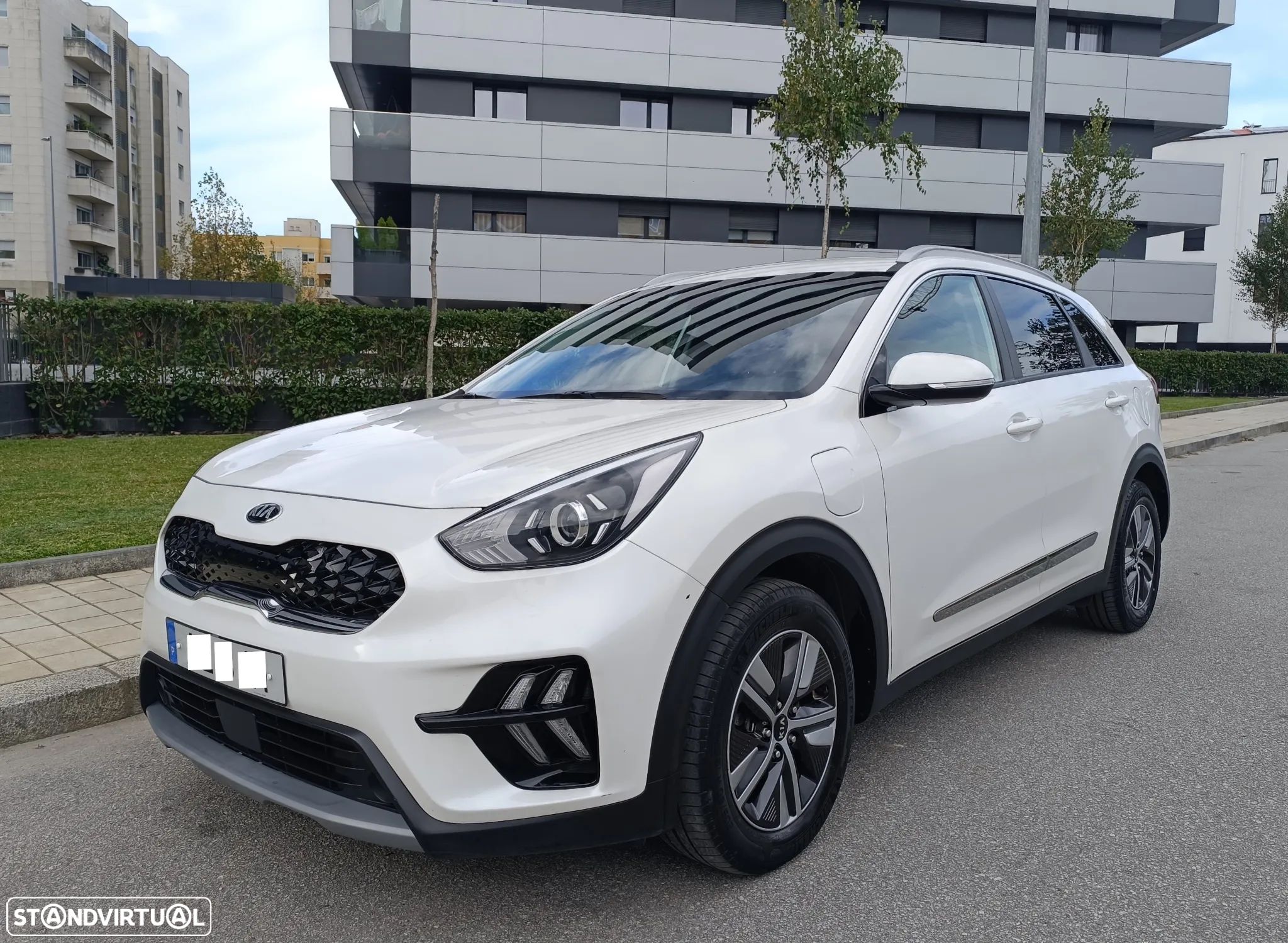 Kia Niro 1.6 GDi PHEV Urban - 1