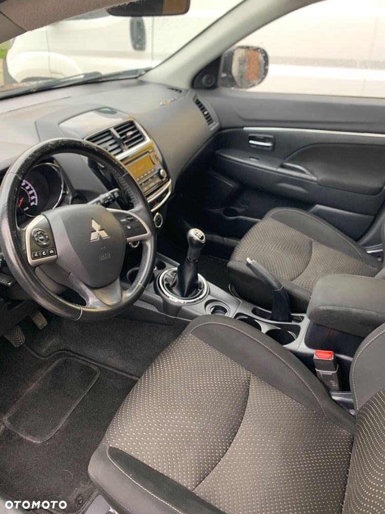 Mitsubishi ASX 1.6 Intense - 10