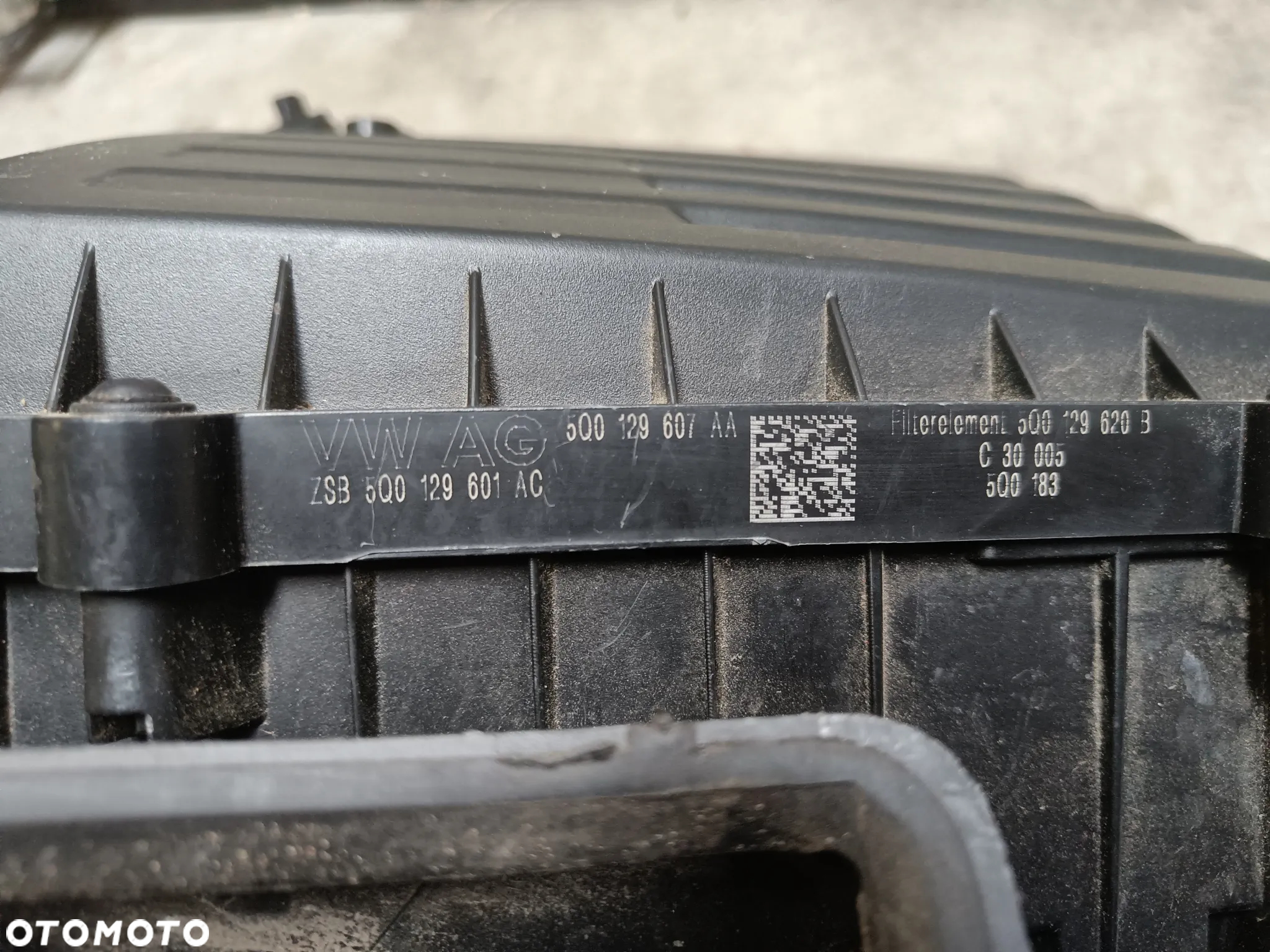 Obudowa filtra powietrza 2.0 TDI Skoda Octavia Superb Karoq Seat Leon VW Passat Golf Audi A3 5Q0129601AC 5Q0129607AA - 10