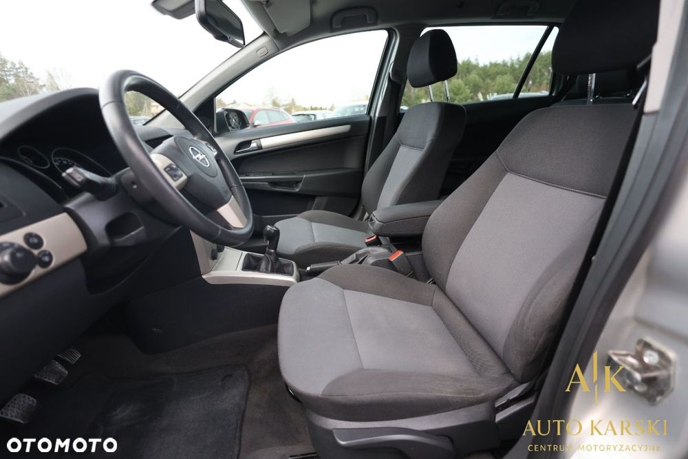 Opel Astra - 37
