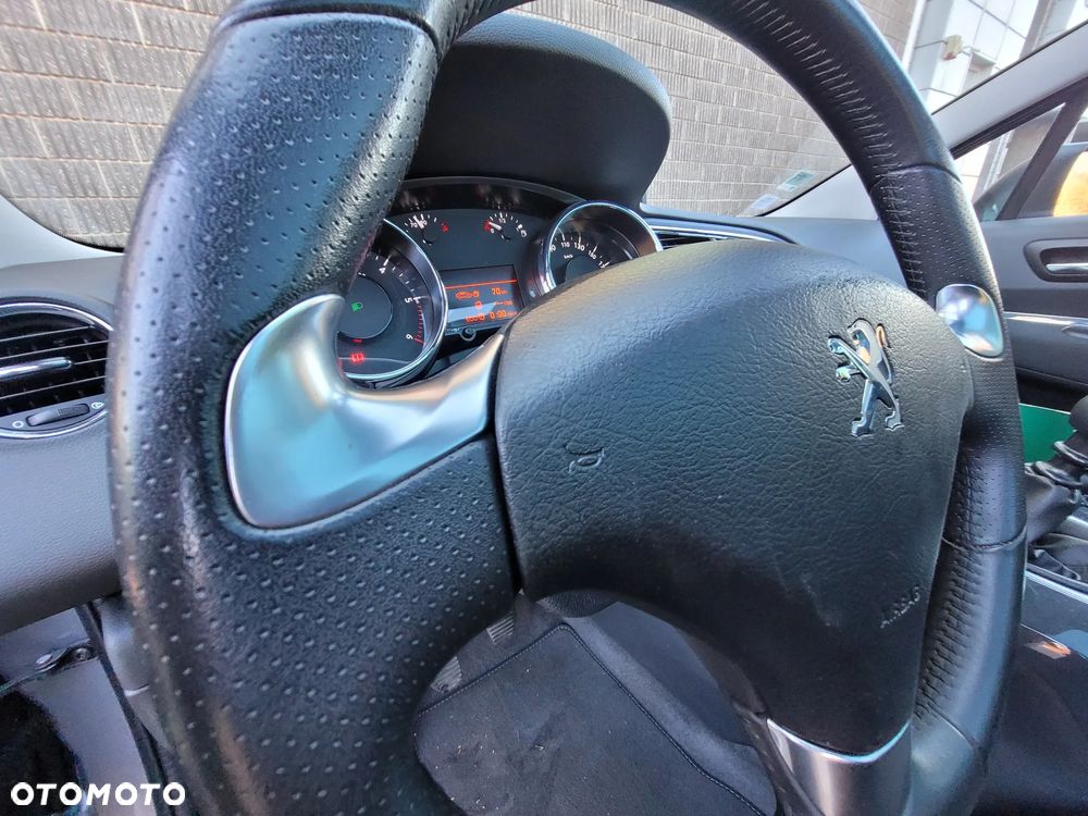 Peugeot 5008 BlueHDi 150 Allure - 36