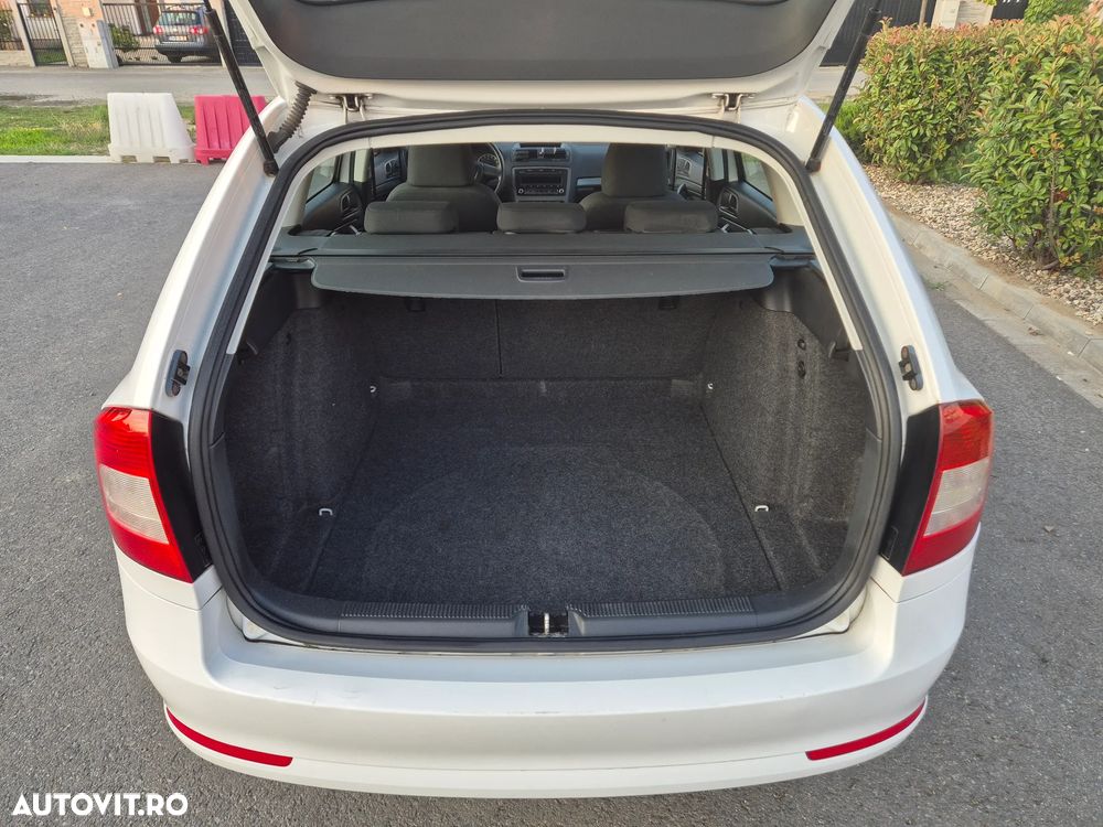 Skoda Octavia 1.6 TDI Ambiente - 7