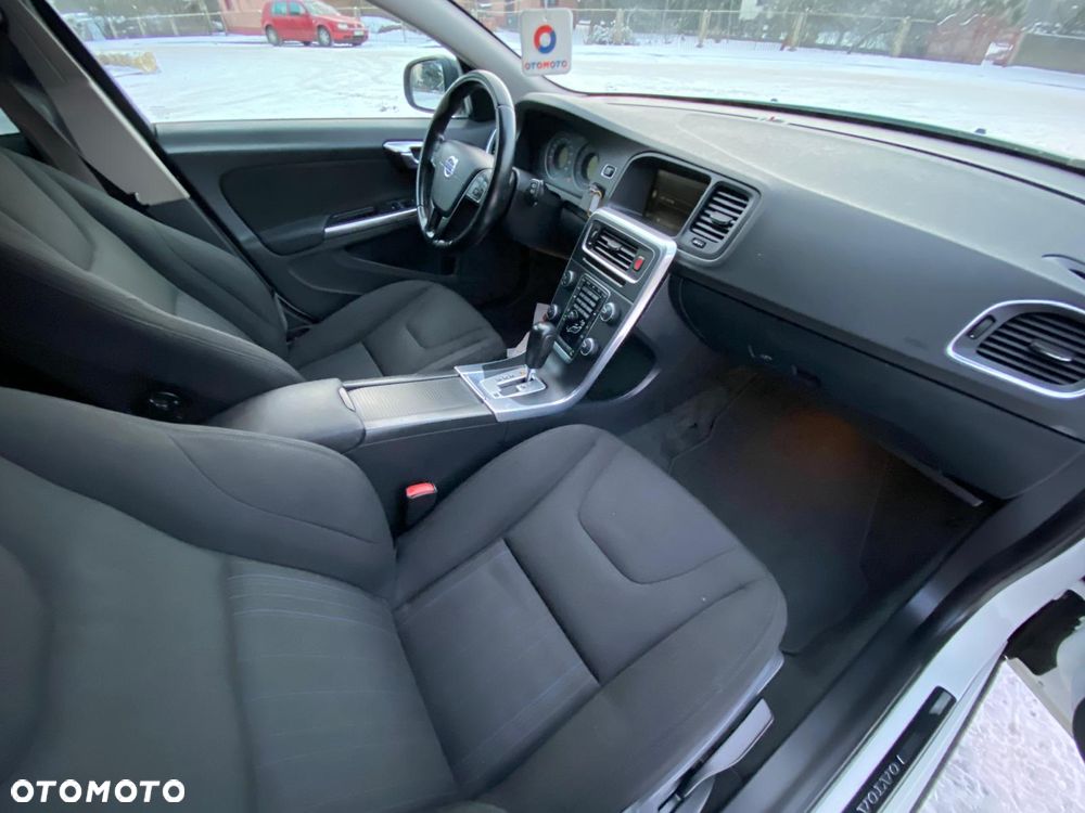 Volvo V60 - 14