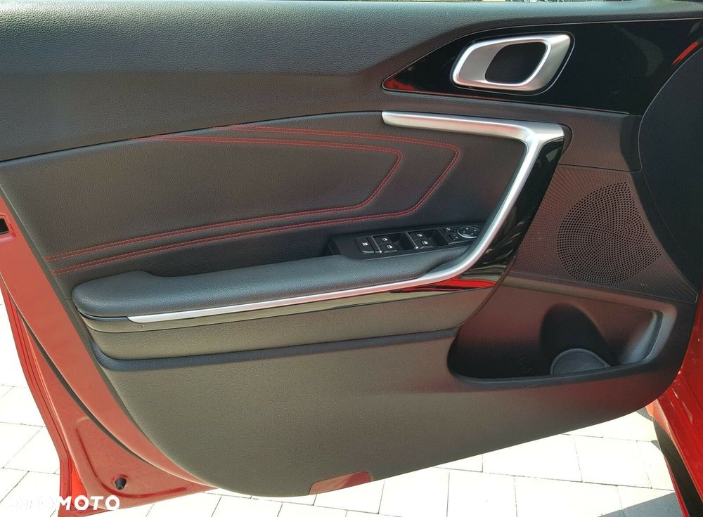 Kia ProCeed 1.6 T-GDI GT - 14