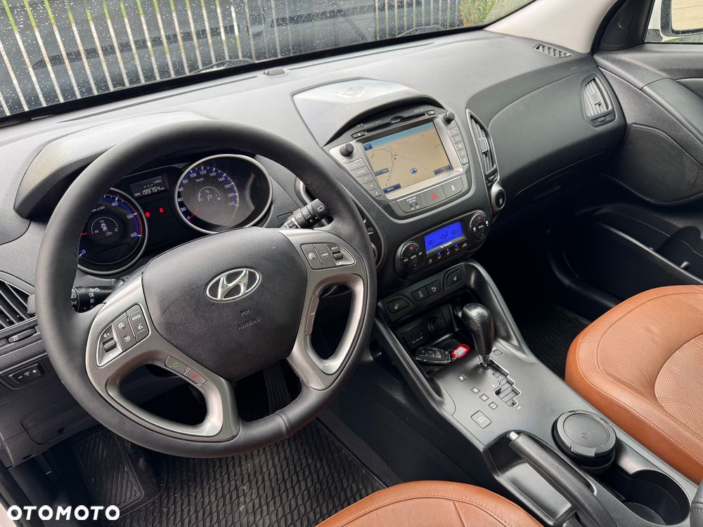 Hyundai ix35 1.7 CRDi 2WD Fifa World Cup Edition - 11