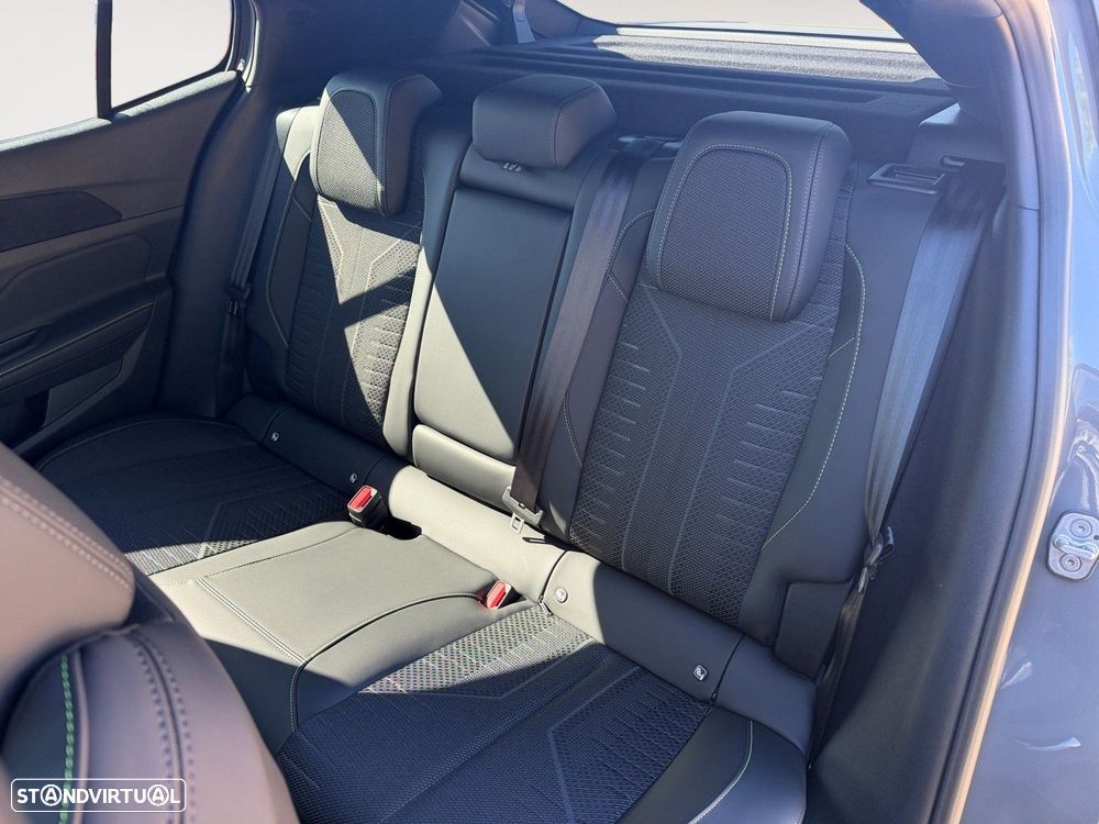 Peugeot 408 1.6 Hybrid GT e-DCS7 - 14