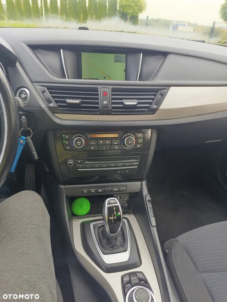 BMW X1 sDrive18d - 24