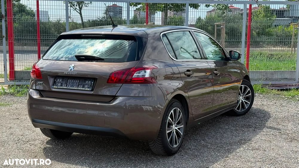 Peugeot 308 PureTech 130 GPF Stop & Start Allure Pack - 11