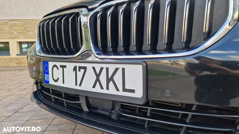 BMW Seria 5 530d xDrive Aut. Luxury Line - 29