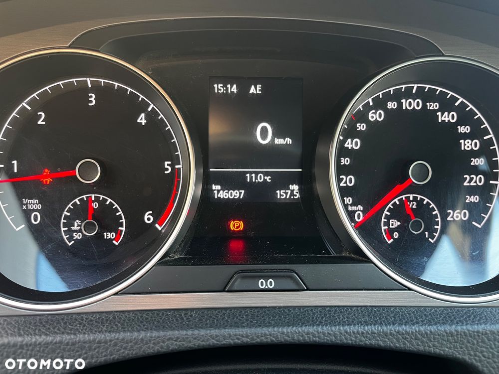 Volkswagen Golf 1.6 BlueTDI Comfortline - 12