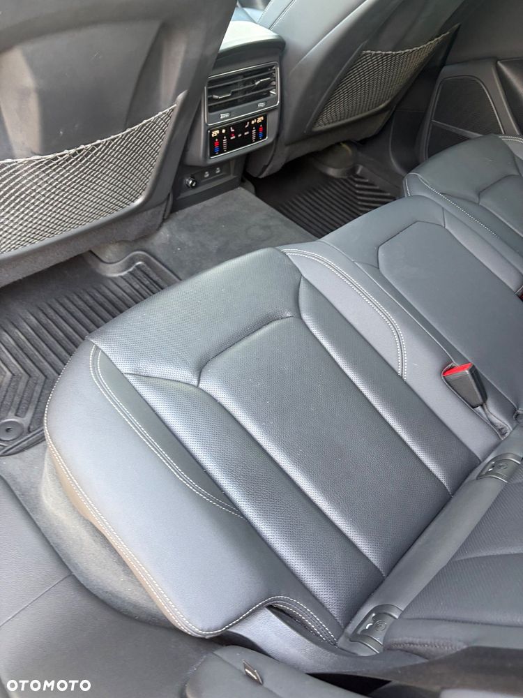 Audi Q8 55 TFSI quattro tiptronic - 22