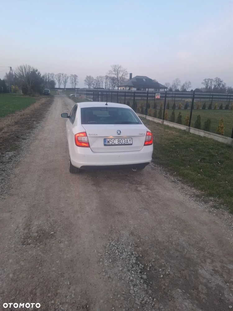 Skoda RAPID 1.6 TDI DPF Ambition - 3