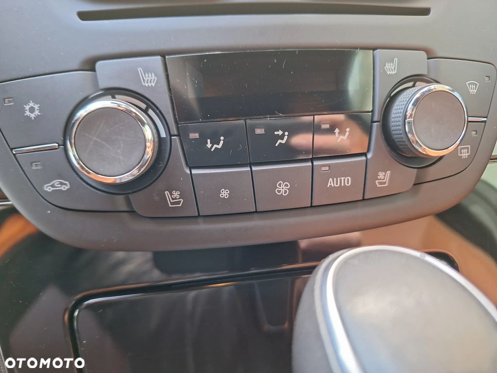 Opel Insignia 2.0 CDTI 4x4 Automatik Innovation - 18