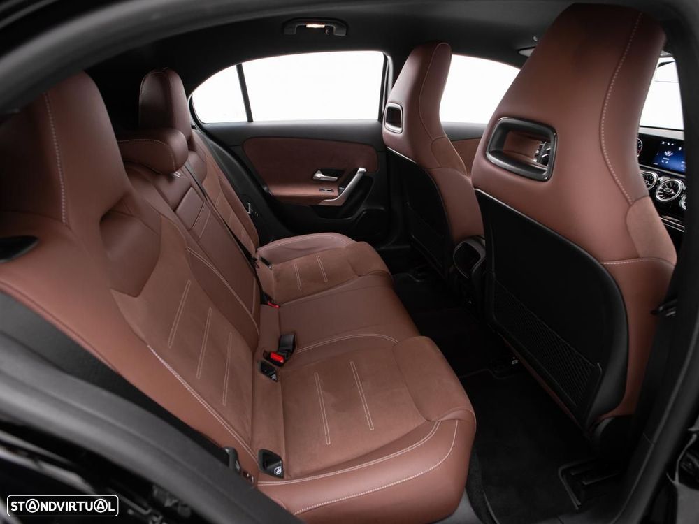 Mercedes-Benz A 200 Standard - 12