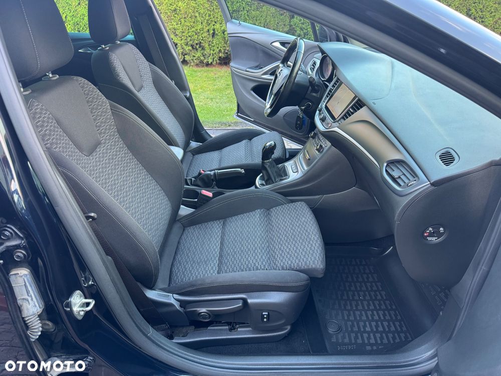 Opel Astra 1.4 Turbo Start/Stop Sports Tourer Innovation - 30