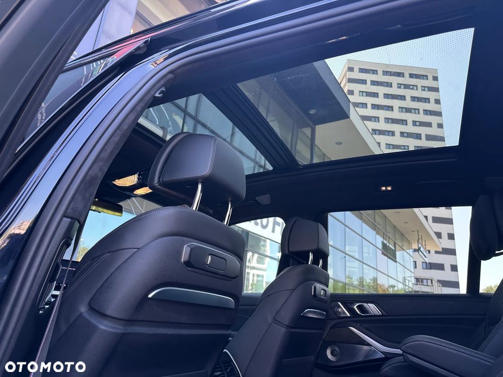 BMW X7 M60i xDrive mHEV sport - 25