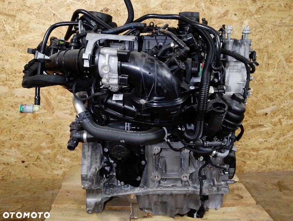 SILNIK MERCEDES A-KLASA W177 GLB X247 2.0 190KM 260.920 26920 - 1