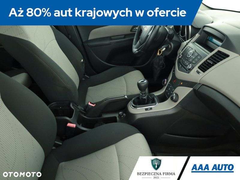 Chevrolet Cruze - 10