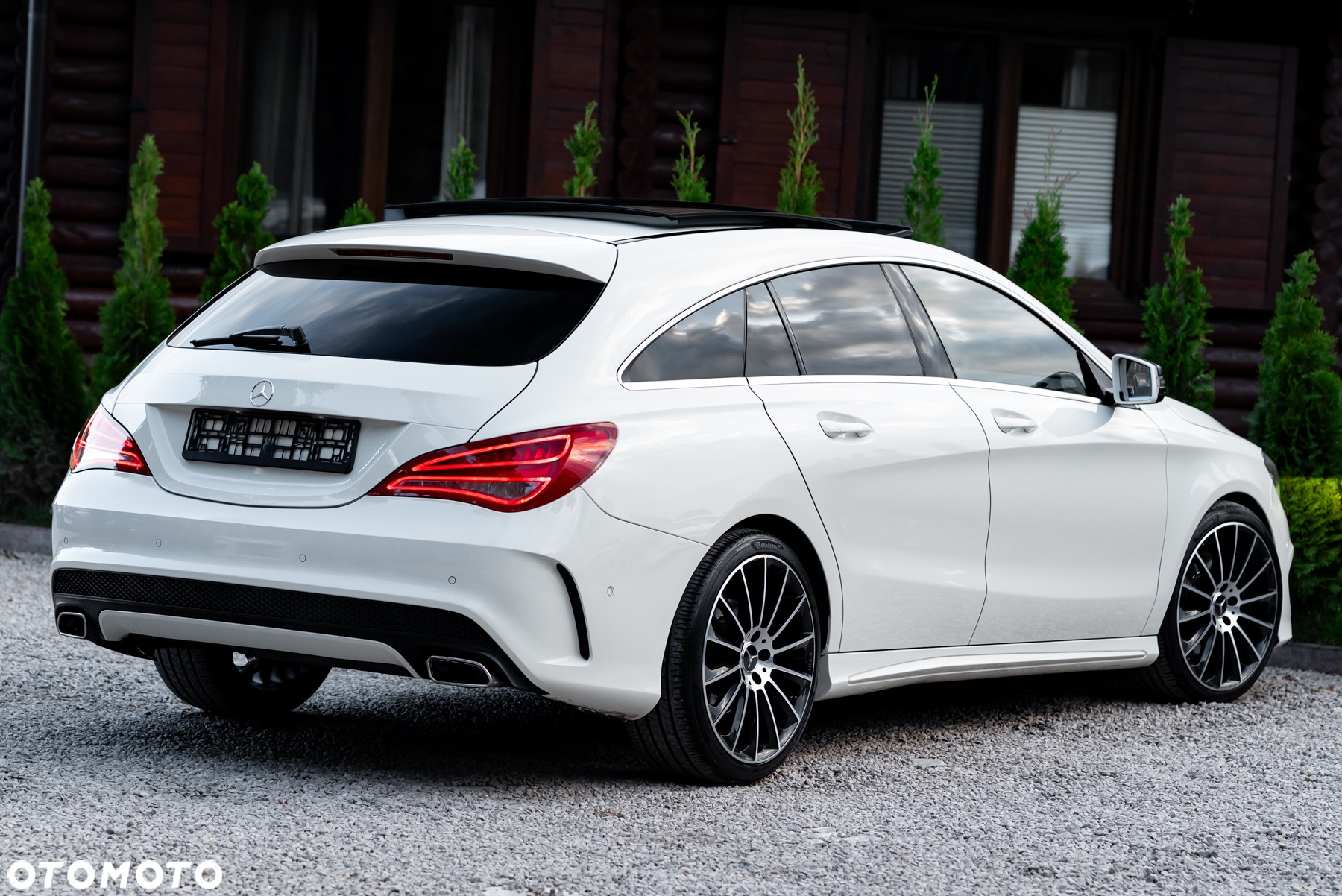Mercedes-Benz CLA 250 7G-DCT AMG Line - 13