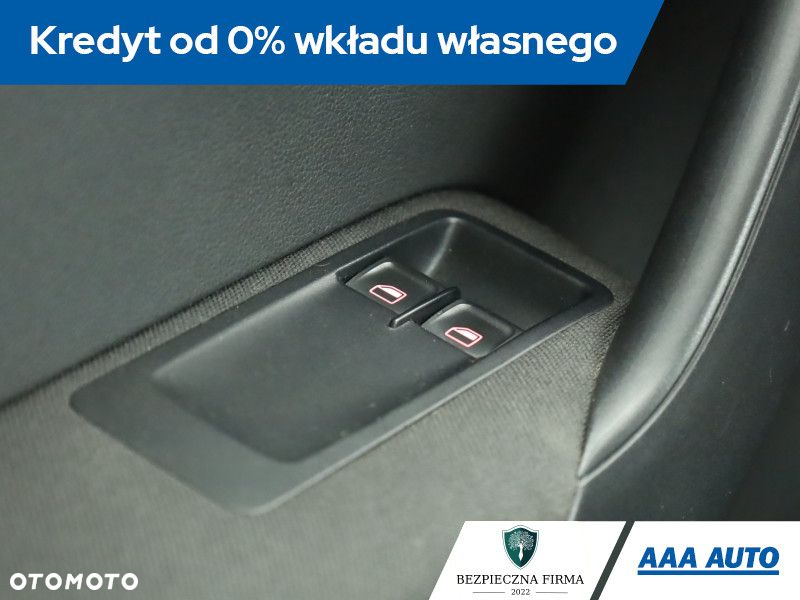Volkswagen Polo - 13
