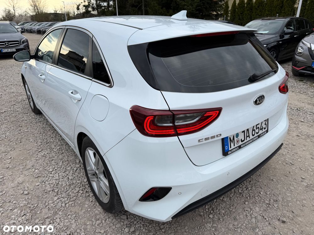 Kia Ceed 1.4 T-GDI OPF Vision - 12