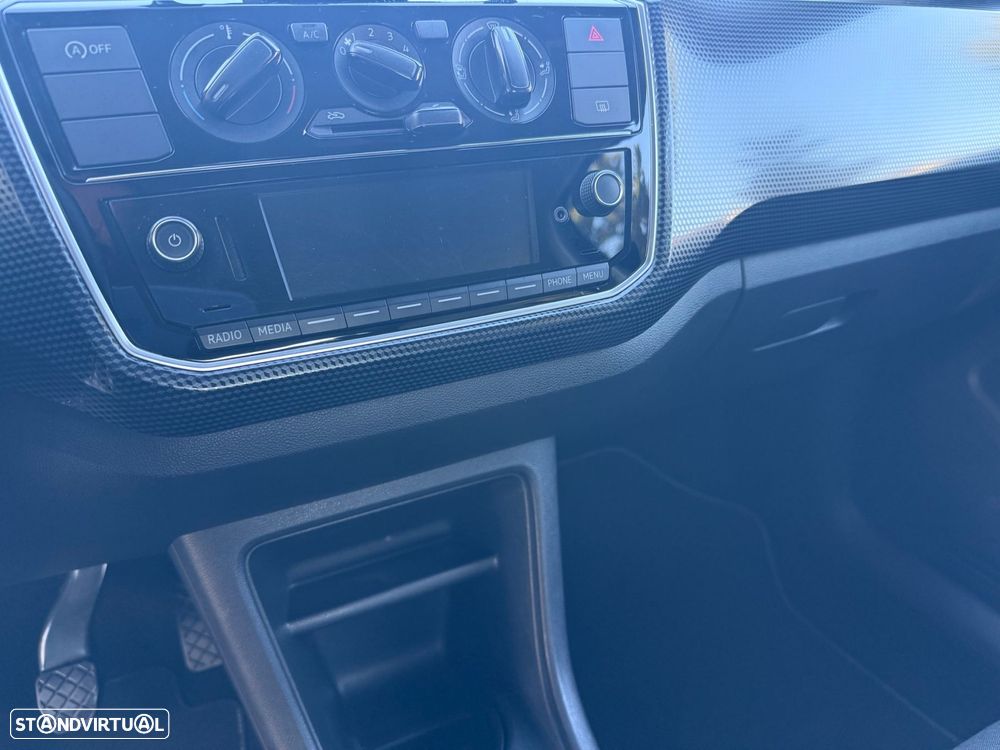 VW Up! 1.0 BMT Move - 42