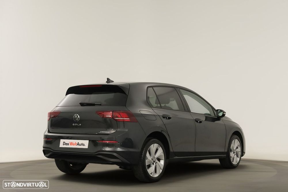 VW Golf 1.5 TSI e-Hybrid Life DSG - 4