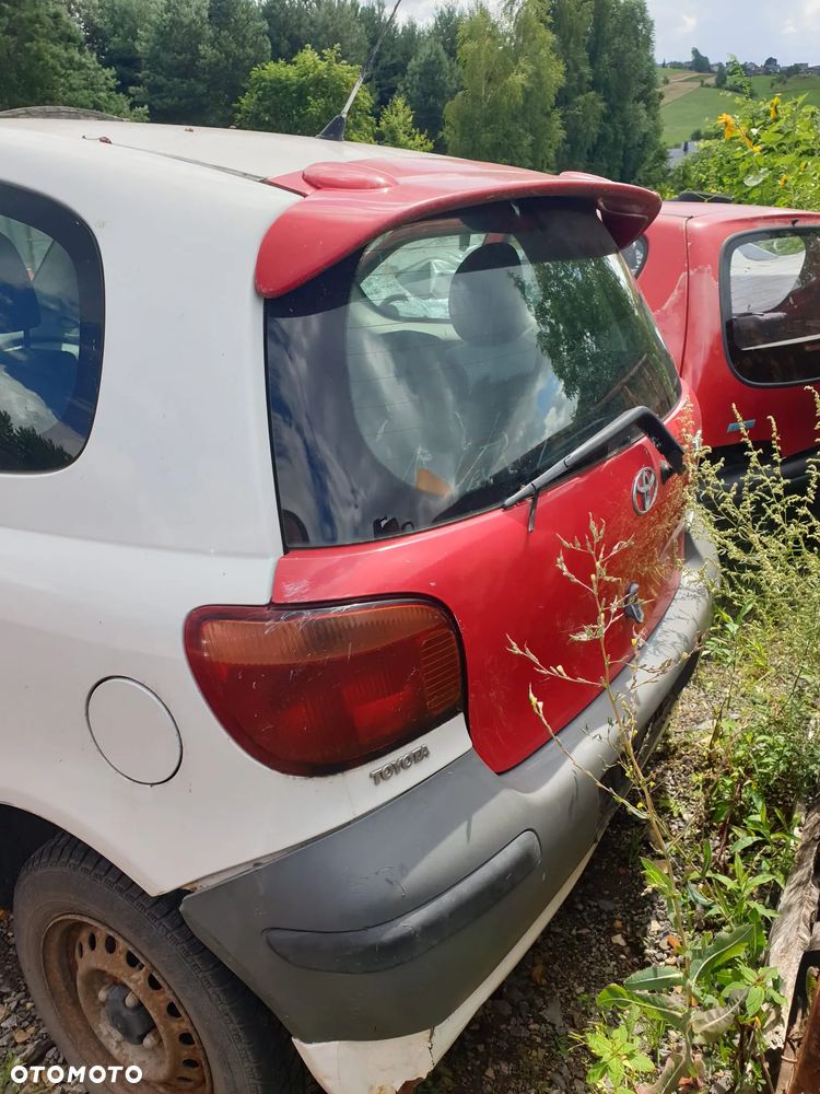 TOYOTA YARIS - 1,0 -2003R - CAŁY NA CZĘŚCI - 2