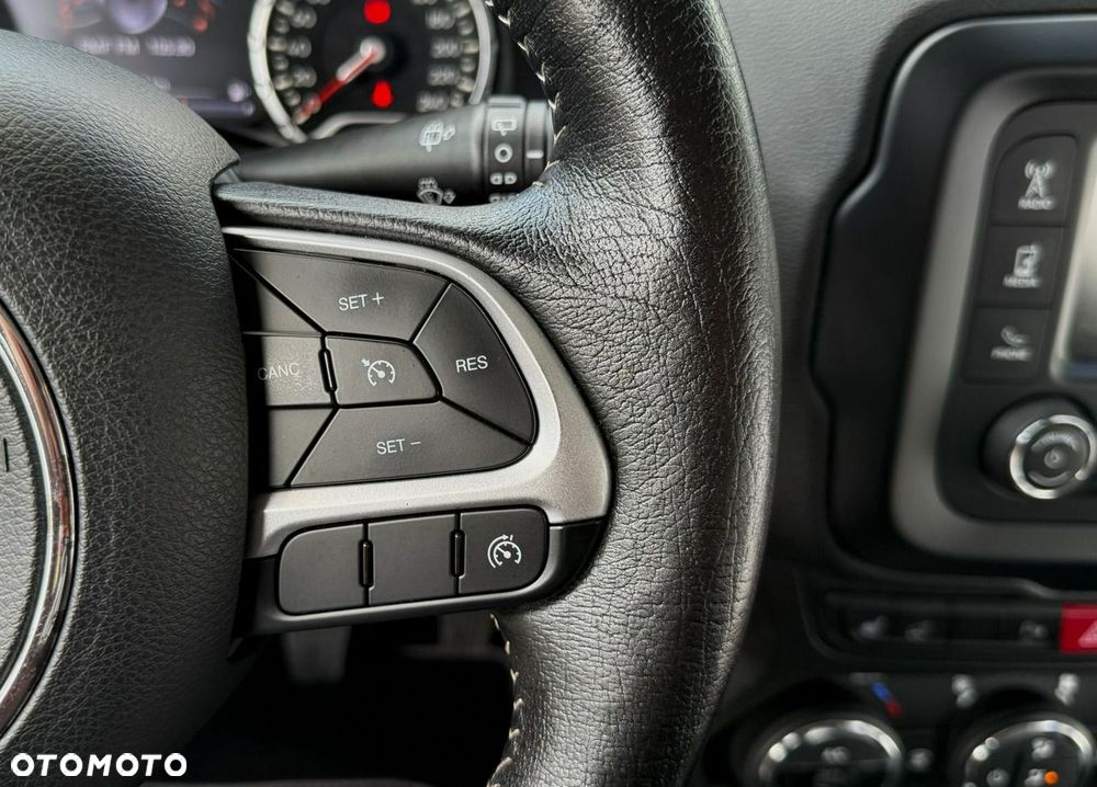 Jeep Renegade 1.4 MultiAir Limited FWD S&S - 26