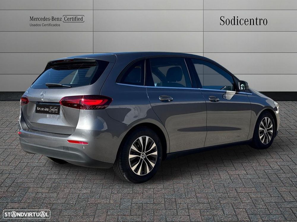 Mercedes-Benz B 180 d - 5