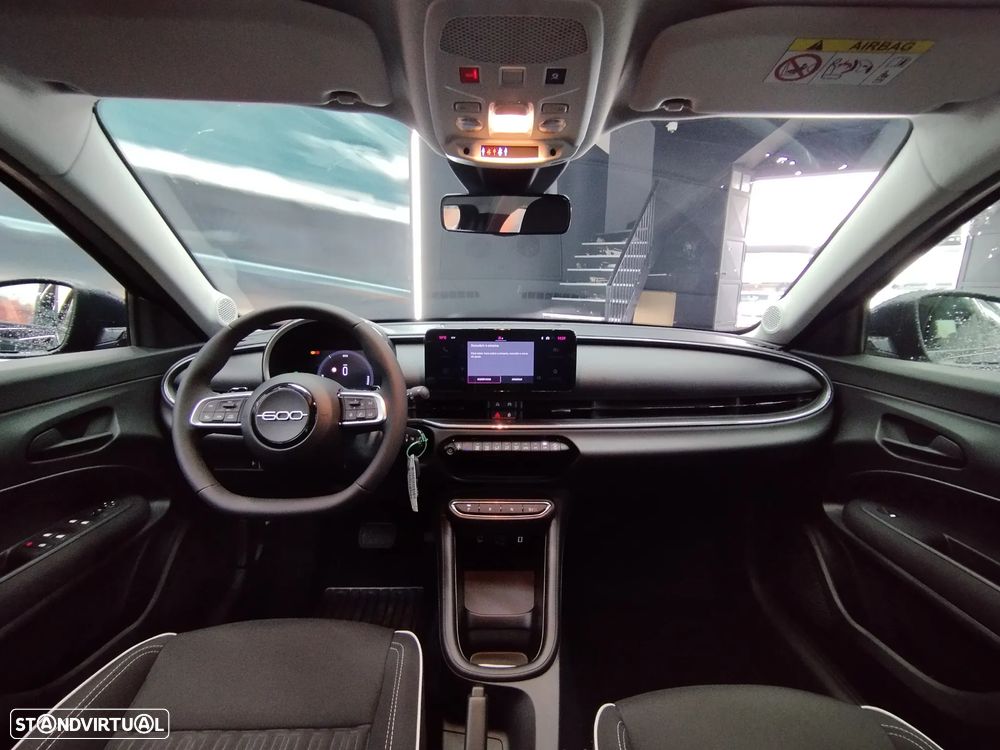 Fiat 600 HYBRID 100 kW 125 Anos Edition - 12